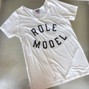 💕White Graphic Tee💕